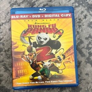 Dreamworks Kung Fu Panda 2 Blu-ray with Vibrant Yellow and Red Cover